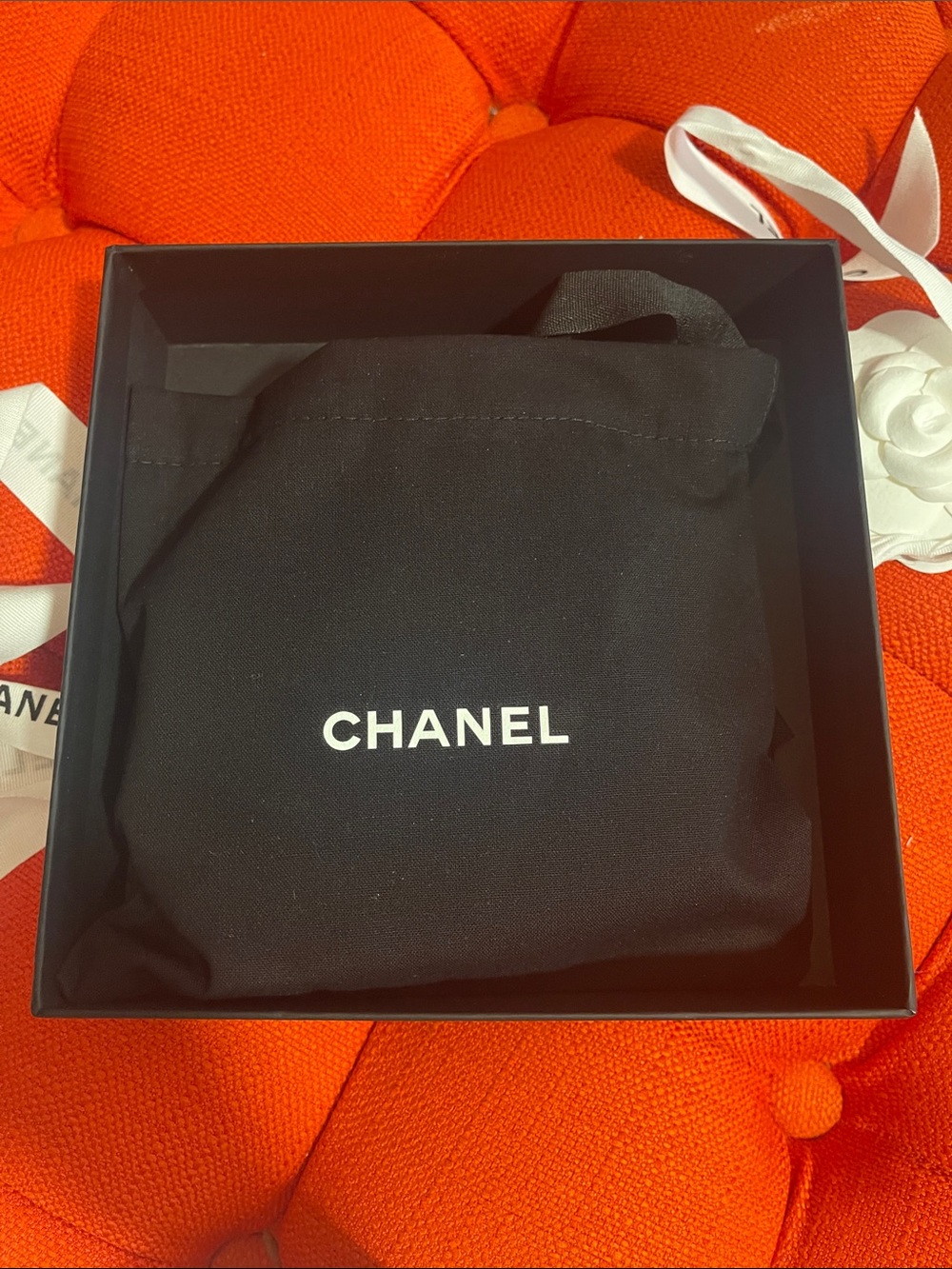 Chanel - Picture 4 of 8